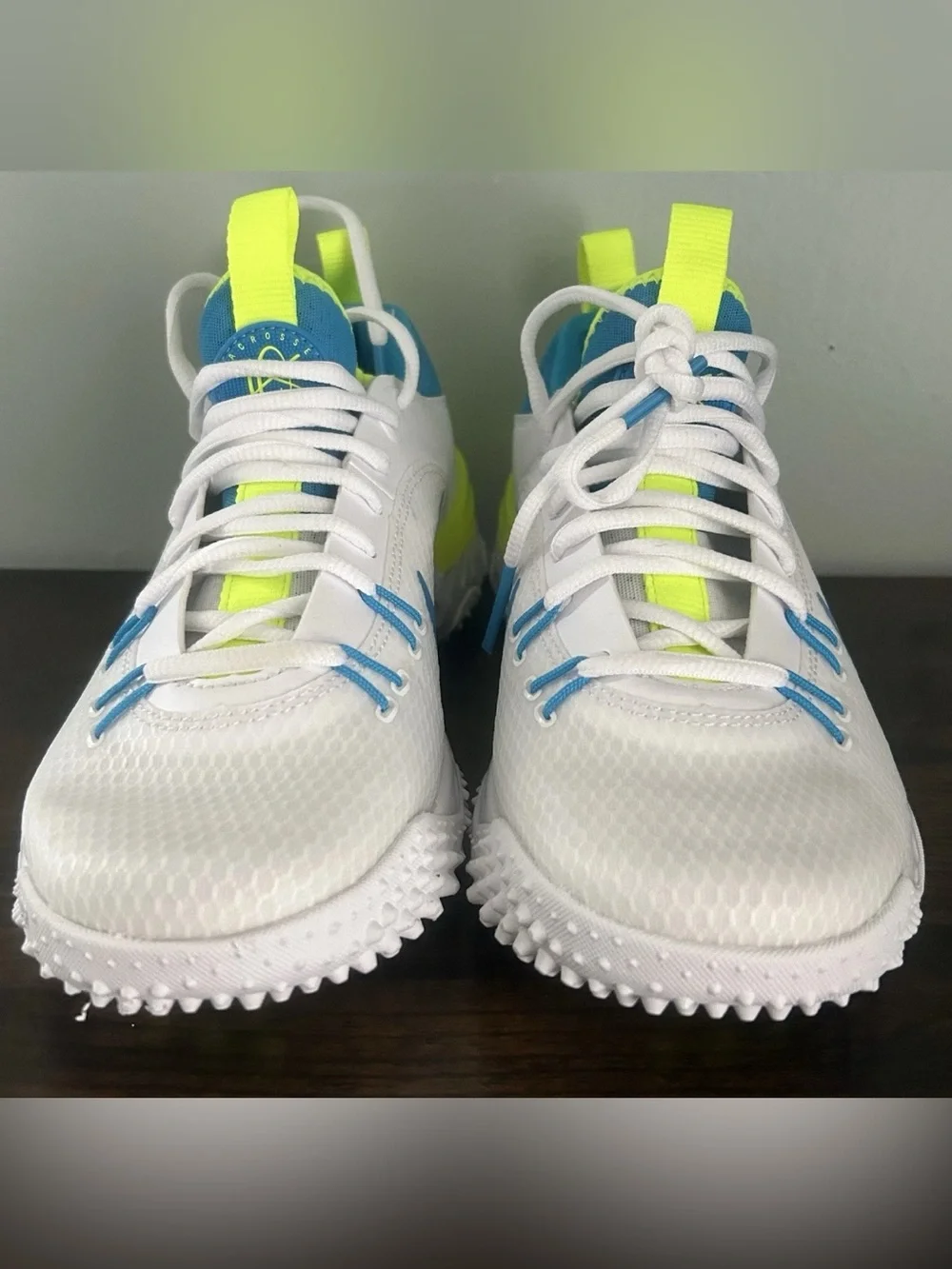 Nike Huarache 9 Elite TF SE Lacrosse Shoes Turf Cleats White Size 5 FV6148-100